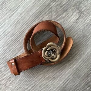 American Eagle Outfitters Tan Leather Belt cowgirl festive